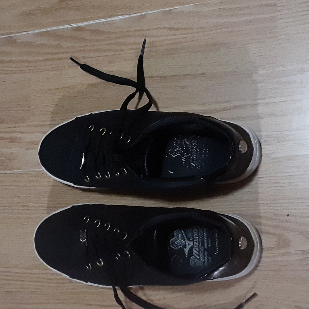 Liz Claiborne, sz.10, black sneakers